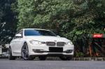 BMW 320d Sedan on Vossen Wheels (VFS5) 2017 года
